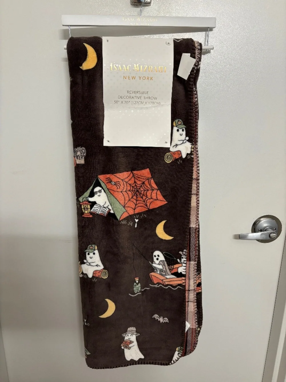 Viral Isaac Mizrahi Reversible Halloween blanket Ghosts reading & camping
